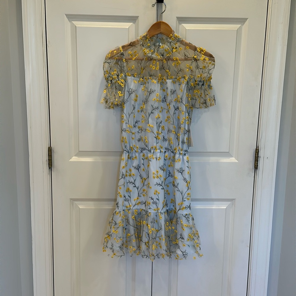 NWT ML Monique Lhuillier Embroidered Mesh Mini Dress in Aqua (size 2)